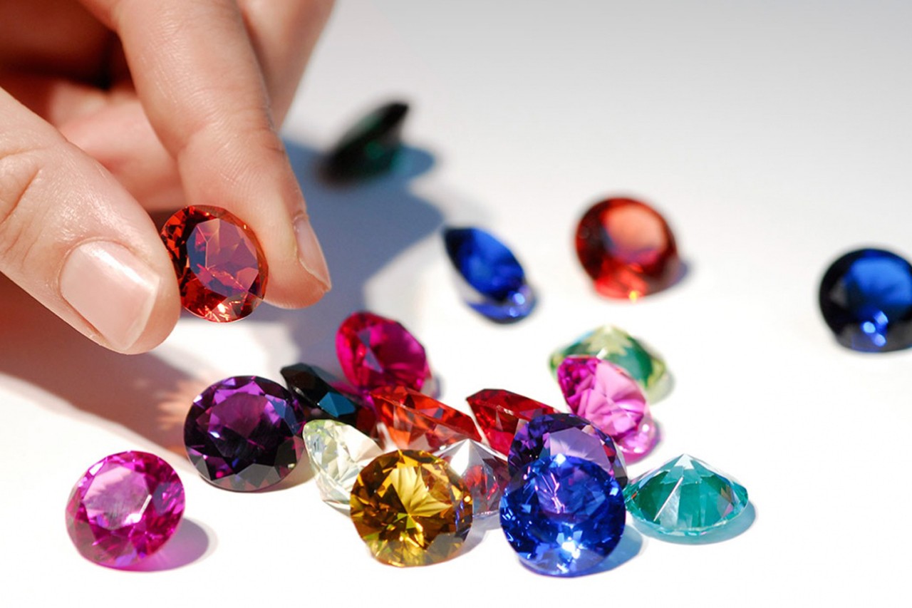 Gem-stones-Sri lanka.jpg